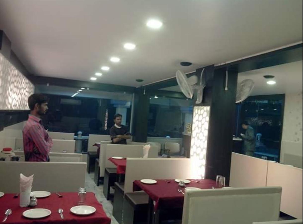 Hotel Asopalav Ambaji Luaran gambar