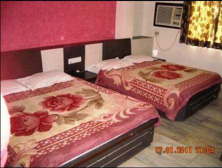 Hotel Asopalav Ambaji Luaran gambar