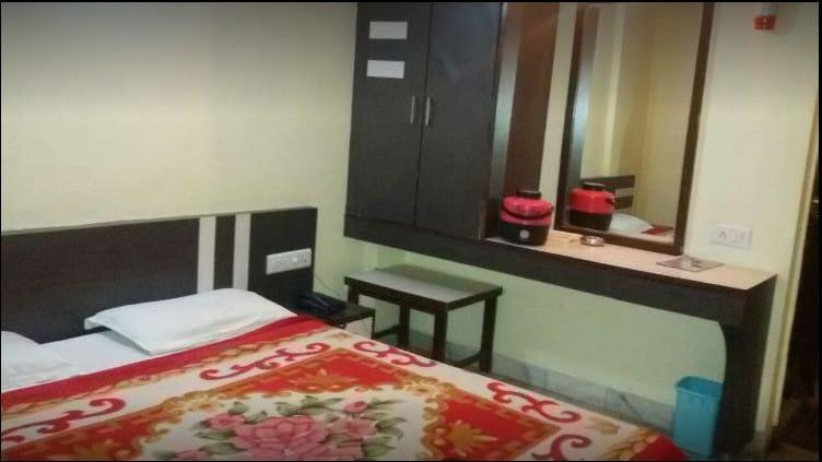 Hotel Asopalav Ambaji Luaran gambar